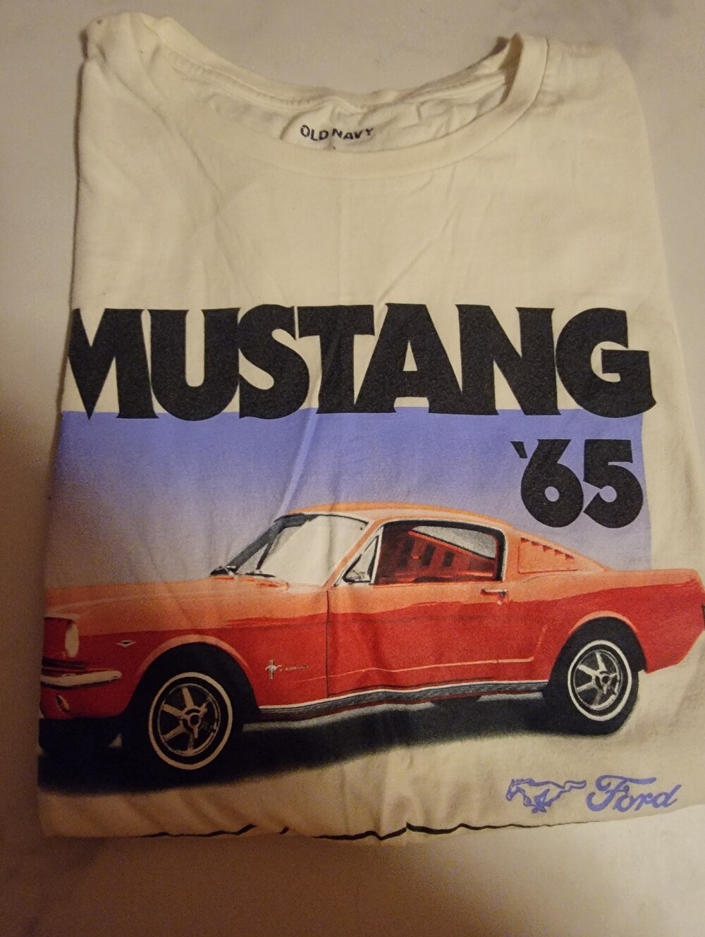 Old Navy White Short-Sleeve Mustang '65 Graphic Tee with Red Car